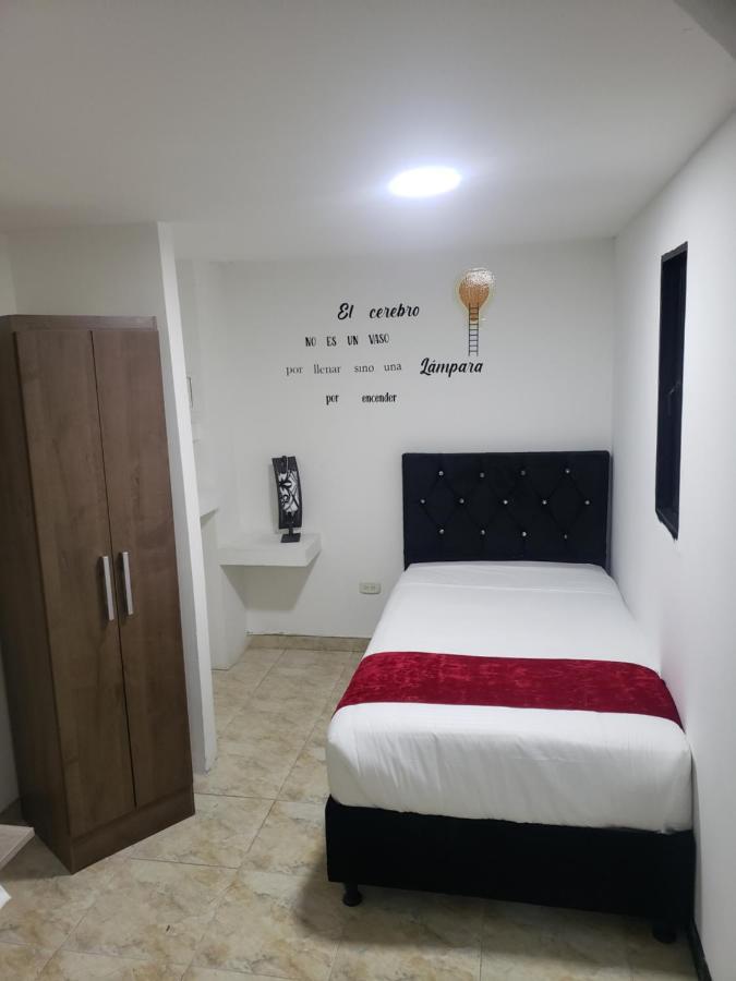 בוגוטה Aw Hotel American Travel מראה חיצוני תמונה