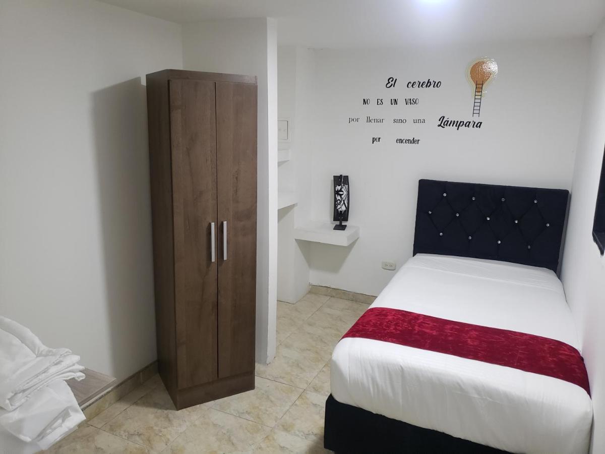 בוגוטה Aw Hotel American Travel מראה חיצוני תמונה